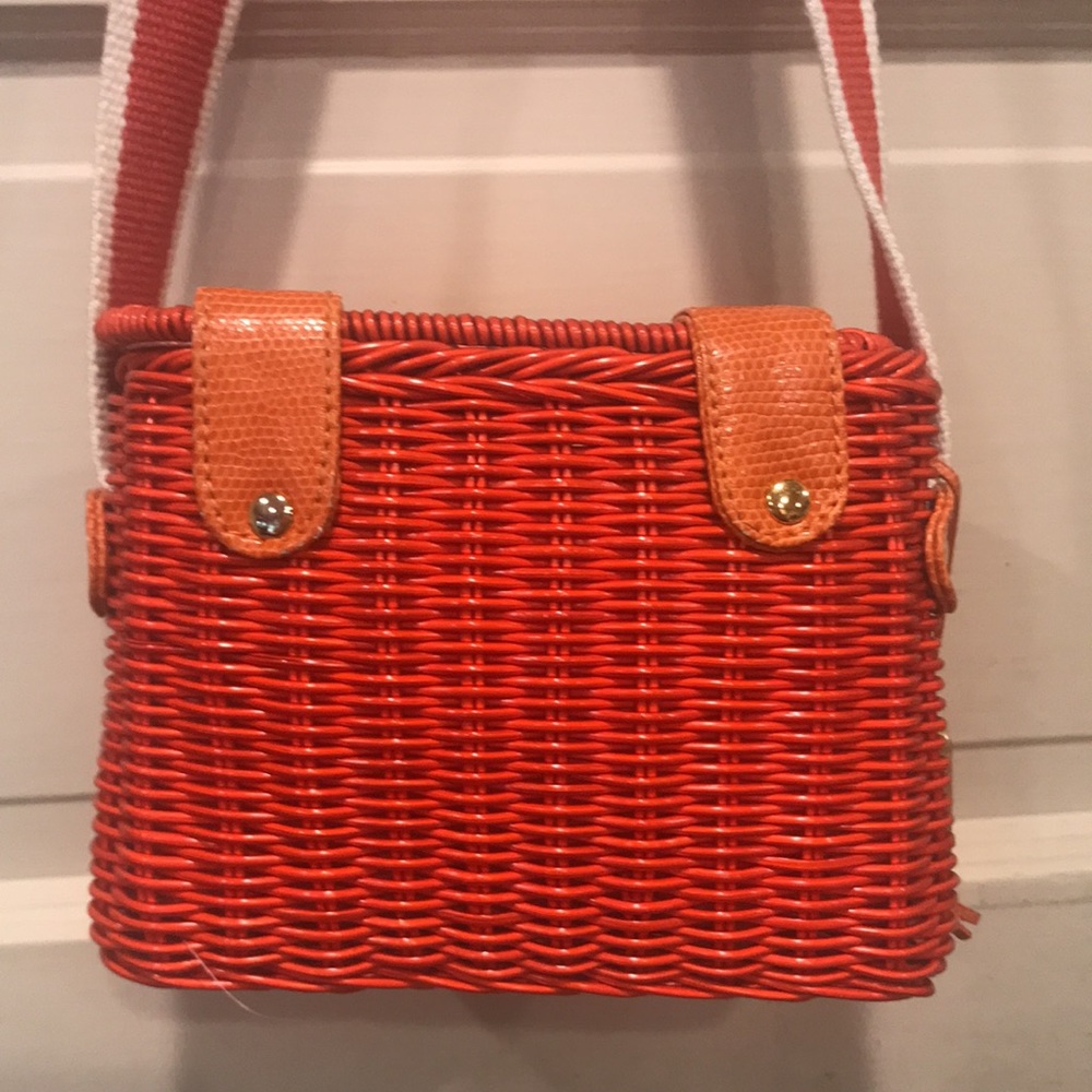 Maggi B Beautiful Shoulder Basket Bag - Picture 6 of 11